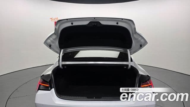 Hyundai Avante 2021 — ფოტო 20/20