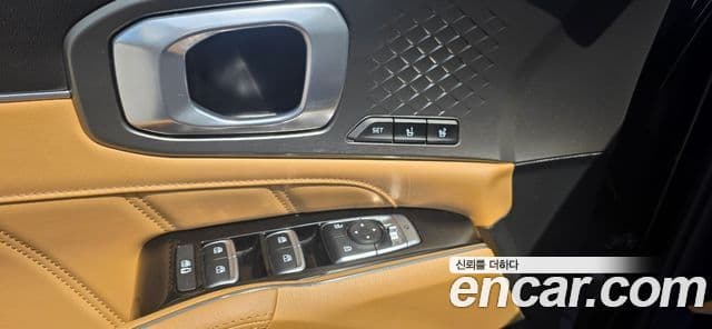 Kia Sorento 2022 — ფოტო 15/19