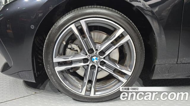 BMW 1 Series 2022 — фото 5 из 20