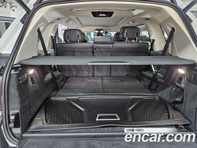 BMW X7 2021 — Şəkil 18/20