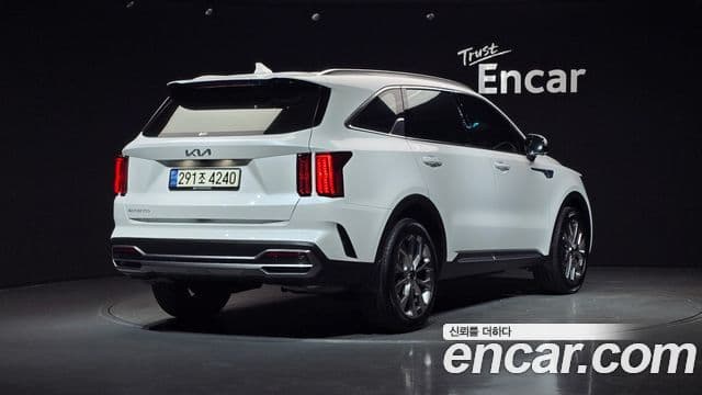 Kia Sorento 2023 — Şəkil 2/20