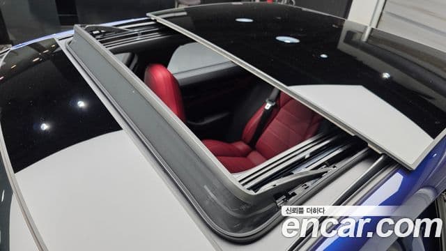Porsche Panamera 2025 — Şəkil 19/20