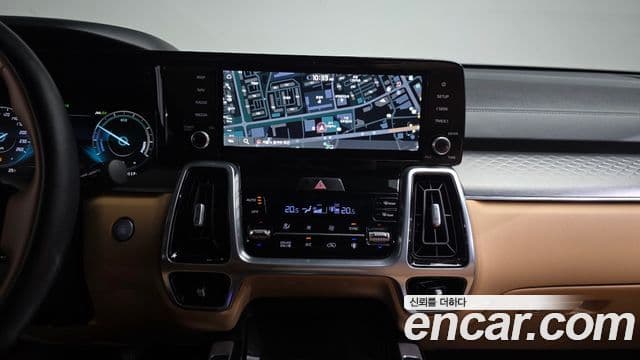 Kia Sorento 2022 — ფოტო 13/20