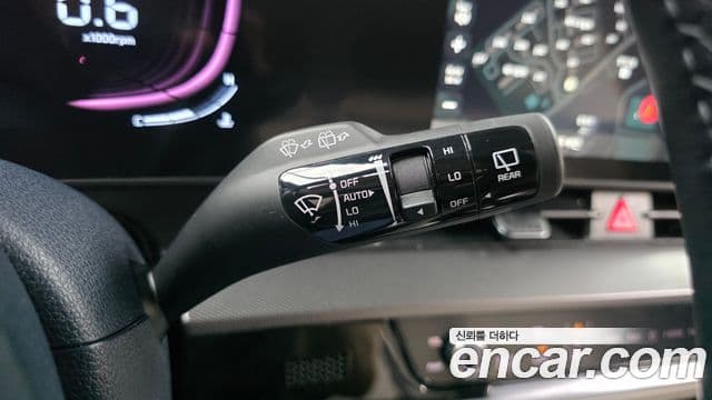 Kia Sportage 2022 — ფოტო 19/20
