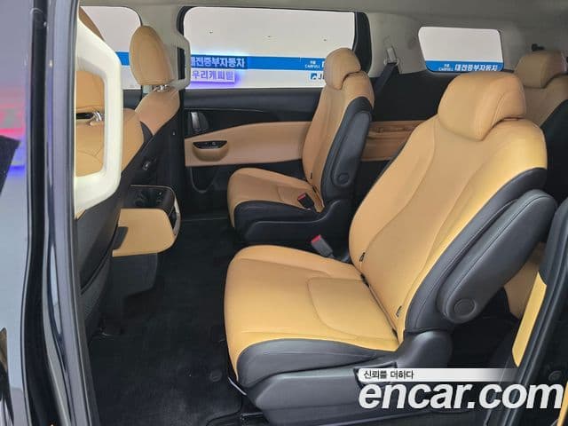 Kia Carnival 2022 — Фото 8/20