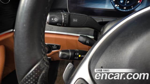 Mercedes-Benz E-Class 2018 — Фото 20/20