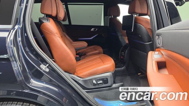 BMW X7 2020 — ფოტო 12/20