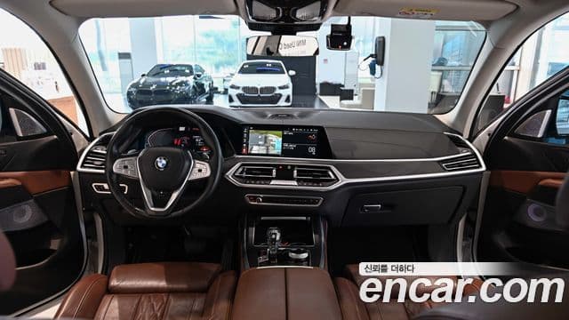 BMW X7 2021 — ფოტო 10/20