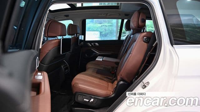 BMW X7 2021 — ფოტო 11/20