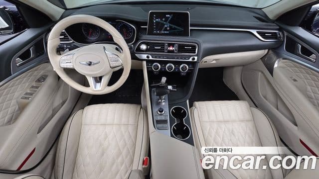 Genesis G70 2018 — ფოტო 2/20