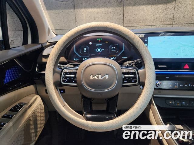 Kia Carnival 2024 — Şəkil 11/20
