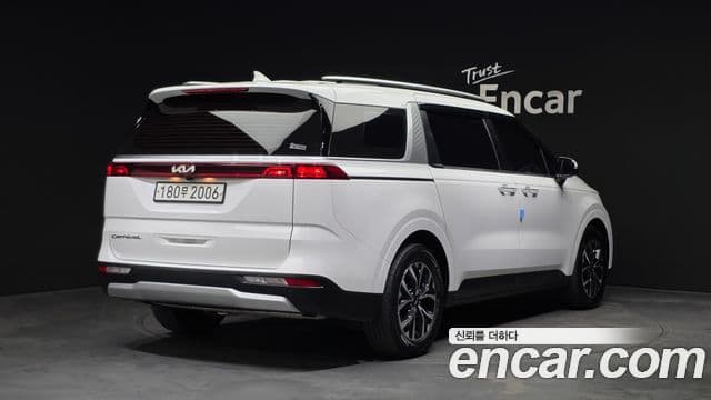 Kia Carnival 2020 — Фото 2/20