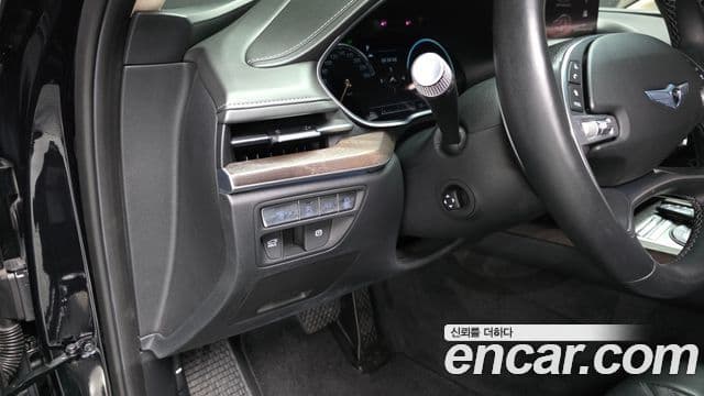 Genesis Electrified G80 2021 — ფოტო 13/20