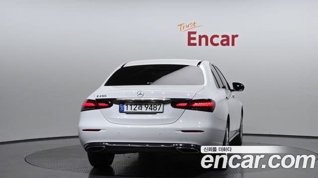 Mercedes-Benz E-Class 2022 — Şəkil 4/20
