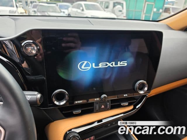 Lexus NX350h 2025 — ფოტო 10/20