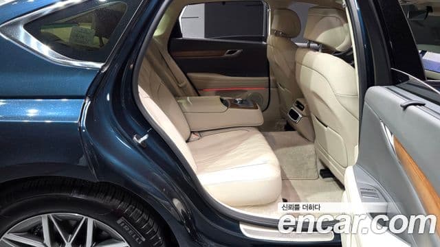 Genesis Electrified G80 2024 — Şəkil 10/20