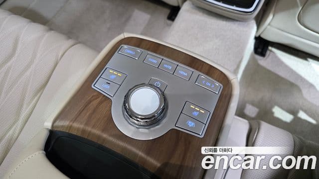 Genesis Electrified G80 2024 — Şəkil 17/20