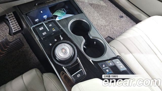 Kia K8 2021 — ფოტო 9/20