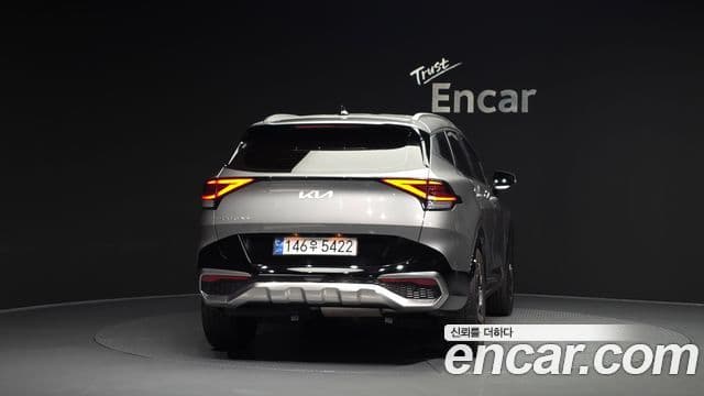 Kia Sportage 2023 — ფოტო 4/20