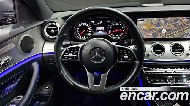 Mercedes-Benz E-Class 2018 — ფოტო 12/20