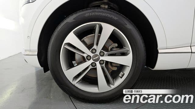 Genesis GV80 2020 — ფოტო 4/20