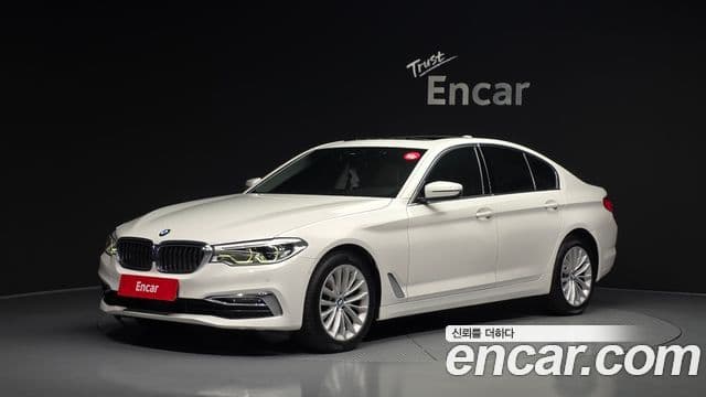 BMW 5 Series 2019 — ფოტო 1/20