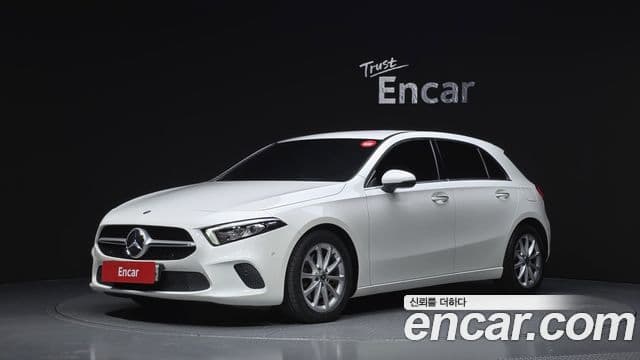 Mercedes-Benz A-Class 2020 — Şəkil 19/31