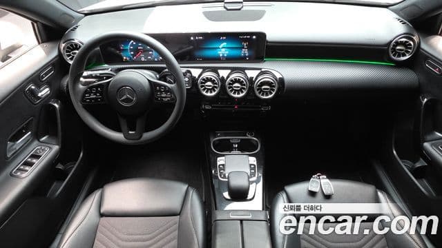 Mercedes-Benz A-Class 2020 — Şəkil 6/31
