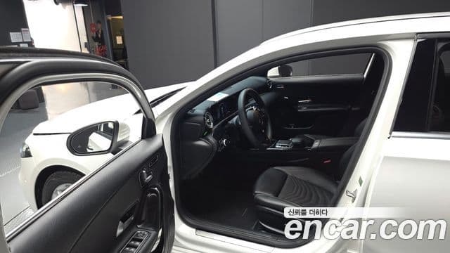 Mercedes-Benz A-Class 2020 — Şəkil 2/31