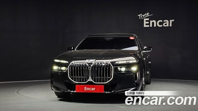 BMW 7 Series 2024 — Şəkil 2/20