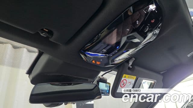 BMW 7 Series 2024 — Photo 29/34