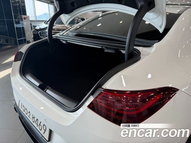 Mercedes-Benz CLA-Class 2025 — Фото 8/20
