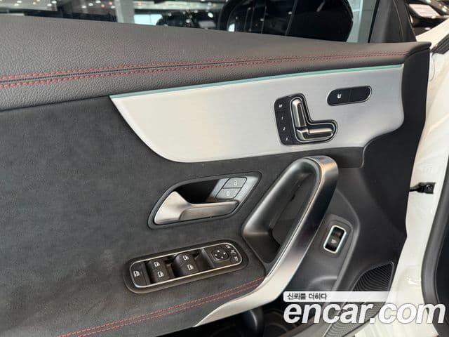 Mercedes-Benz CLA-Class 2025 — Фото 20/20