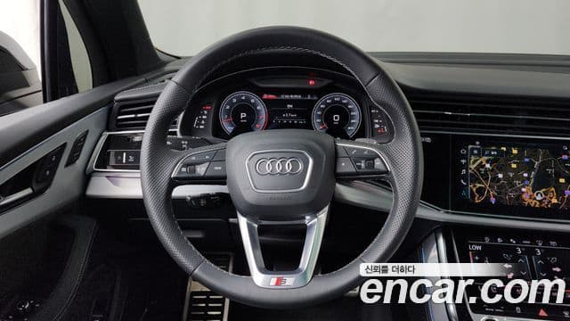 Audi Q7 2022 — Şəkil 14/20