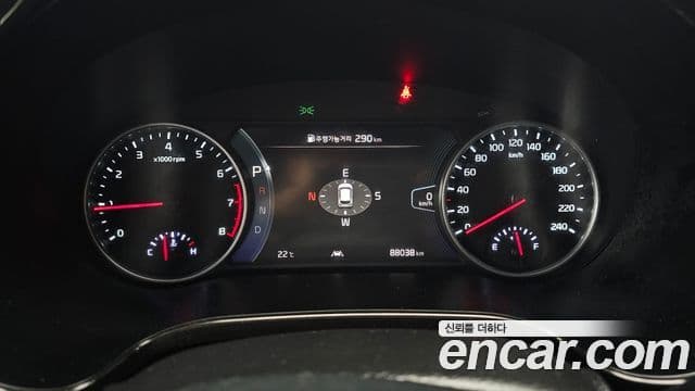 Kia Seltos 2022 — ფოტო 7/20
