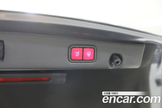 Mercedes-Benz E-Class 2020 — Şəkil 10/20