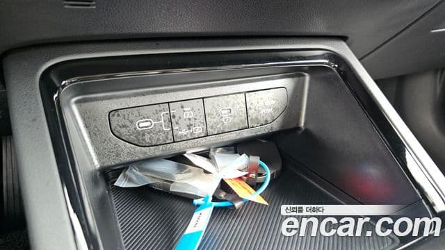 Kia K5 2025 — ფოტო 15/20