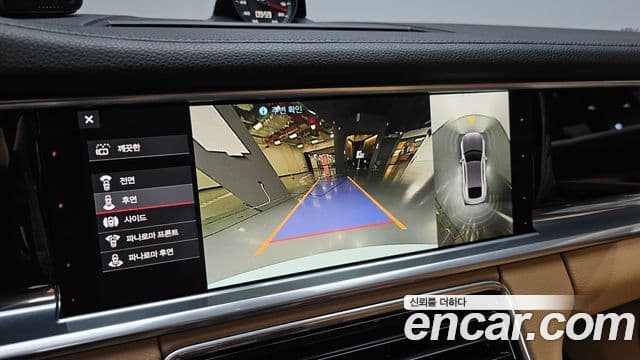 Porsche Panamera 2018 — Şəkil 14/20