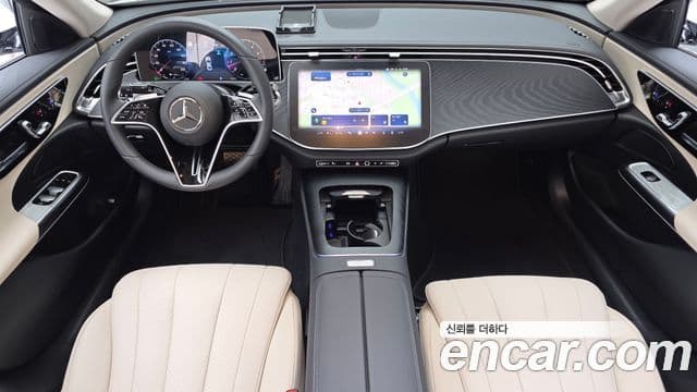 Mercedes-Benz E-Class 2025 — ფოტო 7/20