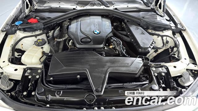 BMW 4 Series 2018 — ფოტო 6/20