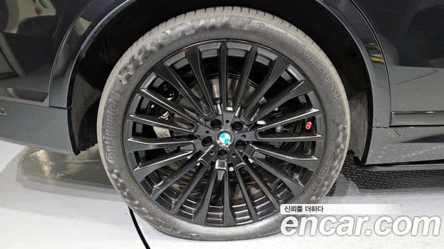 BMW X7 2025 — Фото 5/20