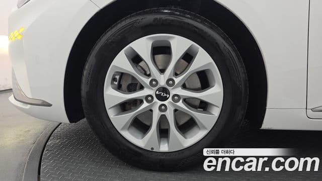 Kia K8 2021 — фото 4 из 20