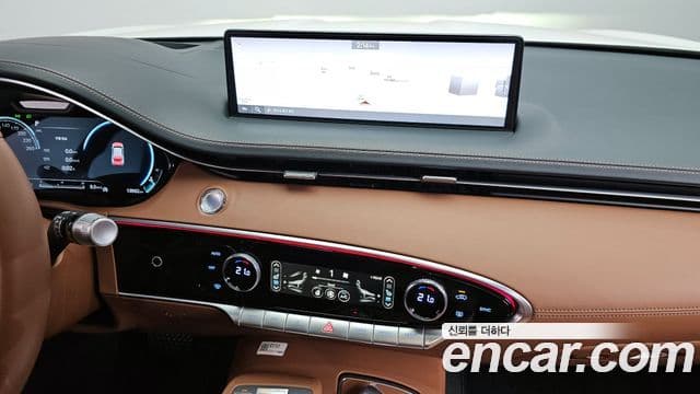 Genesis GV70 2023 — ფოტო 14/20