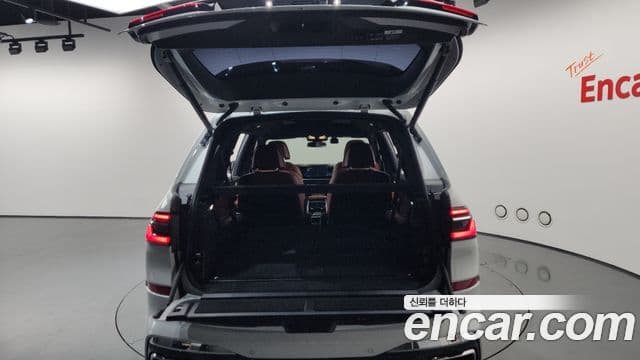 BMW X7 2025 — Şəkil 19/20