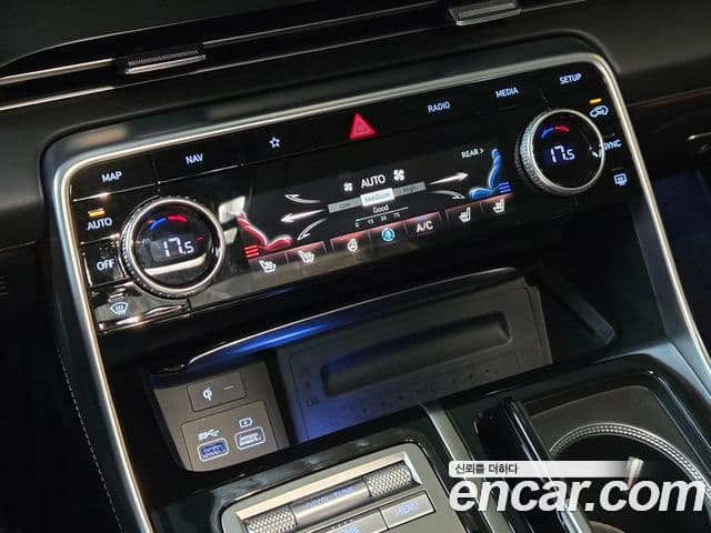 Genesis GV80 2021 — Şəkil 15/20