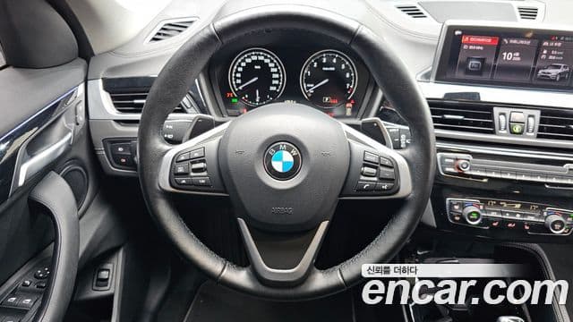 BMW X1 2022 — Şəkil 12/20