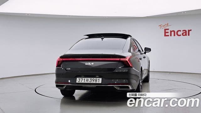Kia K8 2022 — ფოტო 4/20