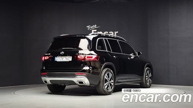 Mercedes-Benz GLB-Class 2021 — Şəkil 2/20
