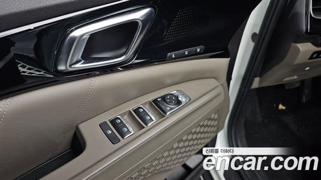 Kia Carnival 2024 — Photo 7/20