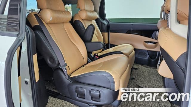 Kia Carnival 2021 — Şəkil 12/20